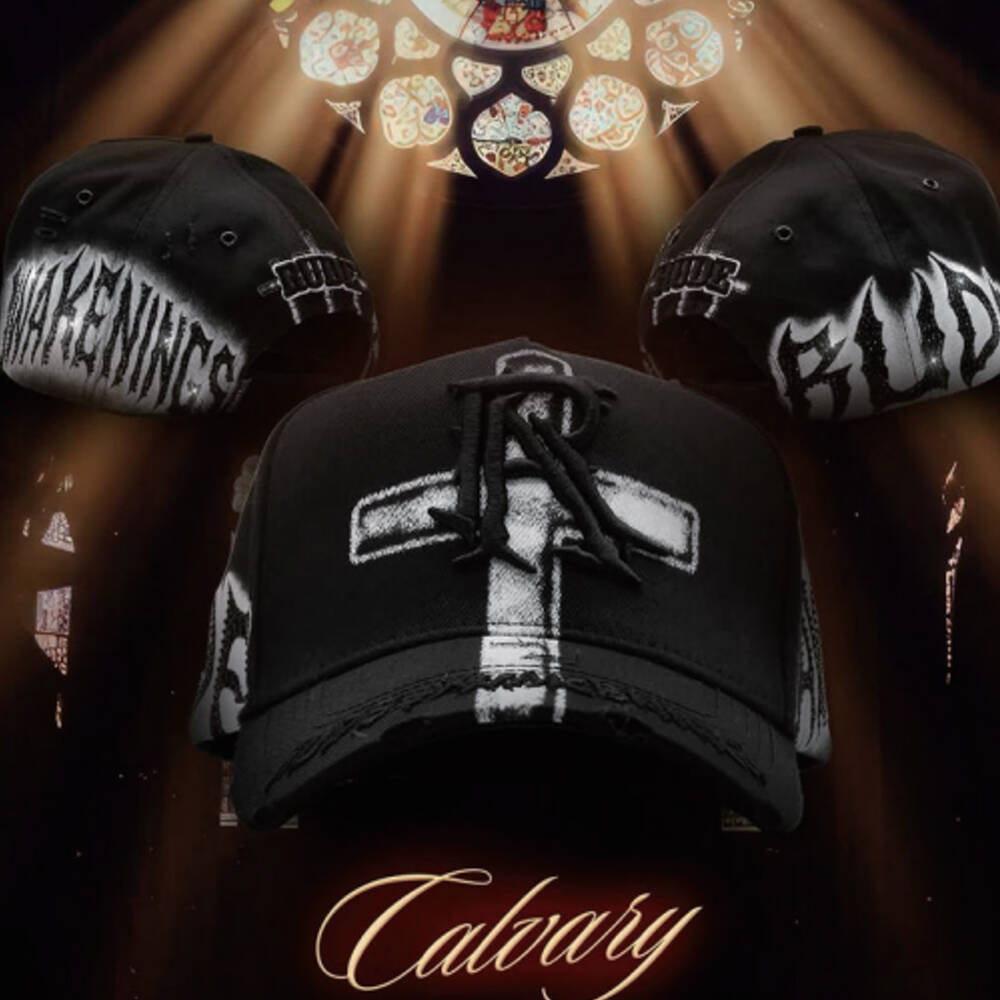 32 Hats-16