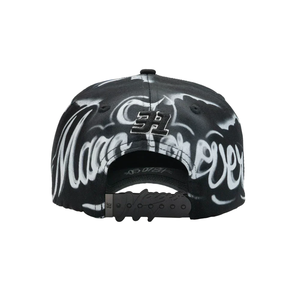 31 HATS "MAGO FOREVER"